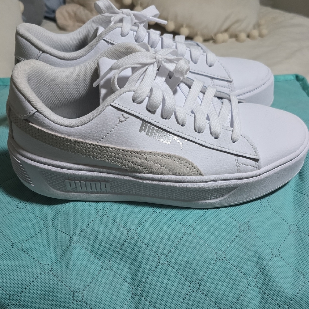 Puma Classic White and Gray Sneakers